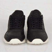 Reebok Classic Leather Lux Horween Matte Black